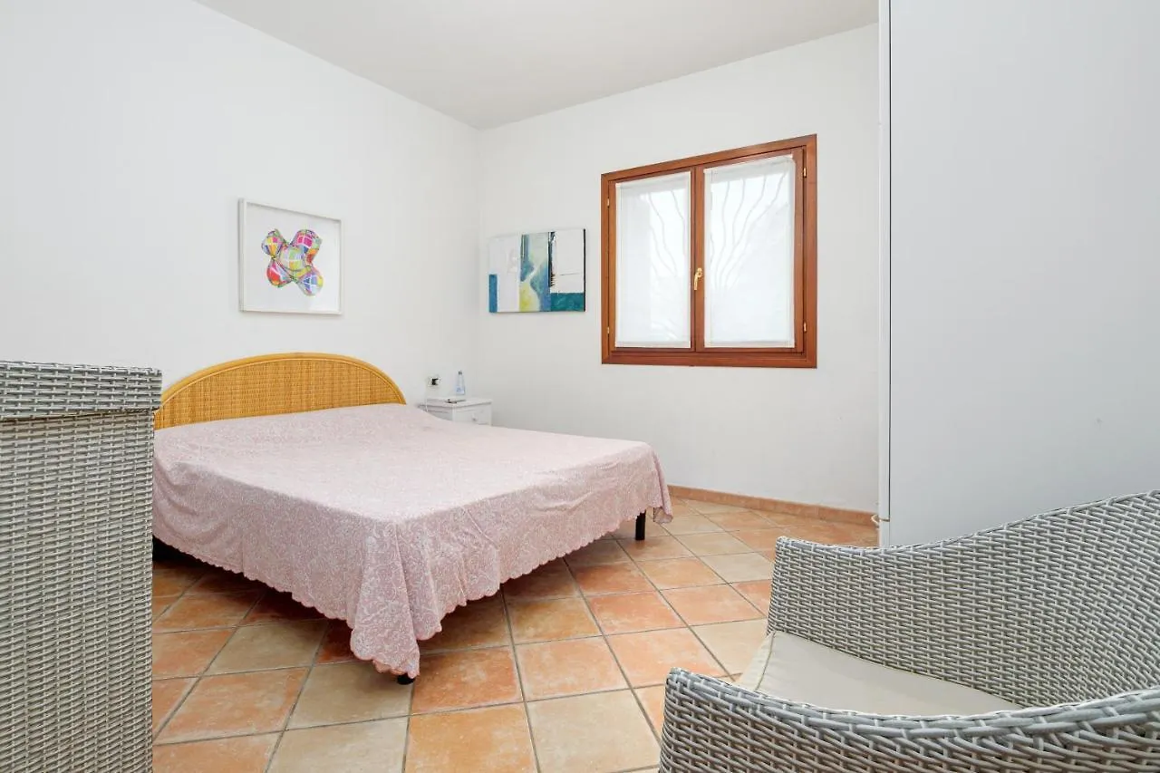 Villa Cedrino San Teodoro  San Teodoro (Sardinia)
