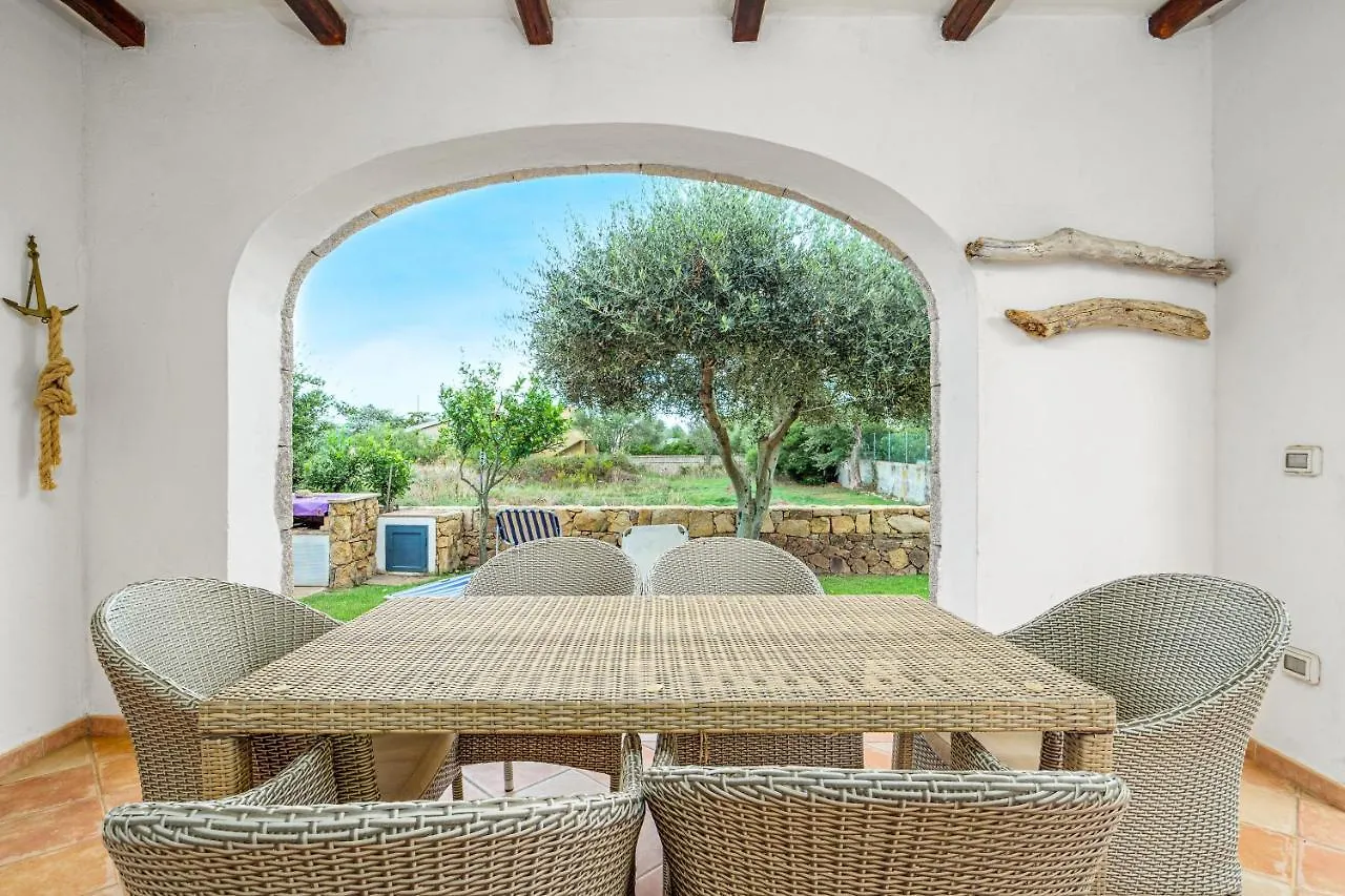 Semesterbostad Villa Cedrino San Teodoro
